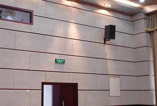 0220512175614.jpg 吸音板是通過調整板材的結構來取代傳統板材